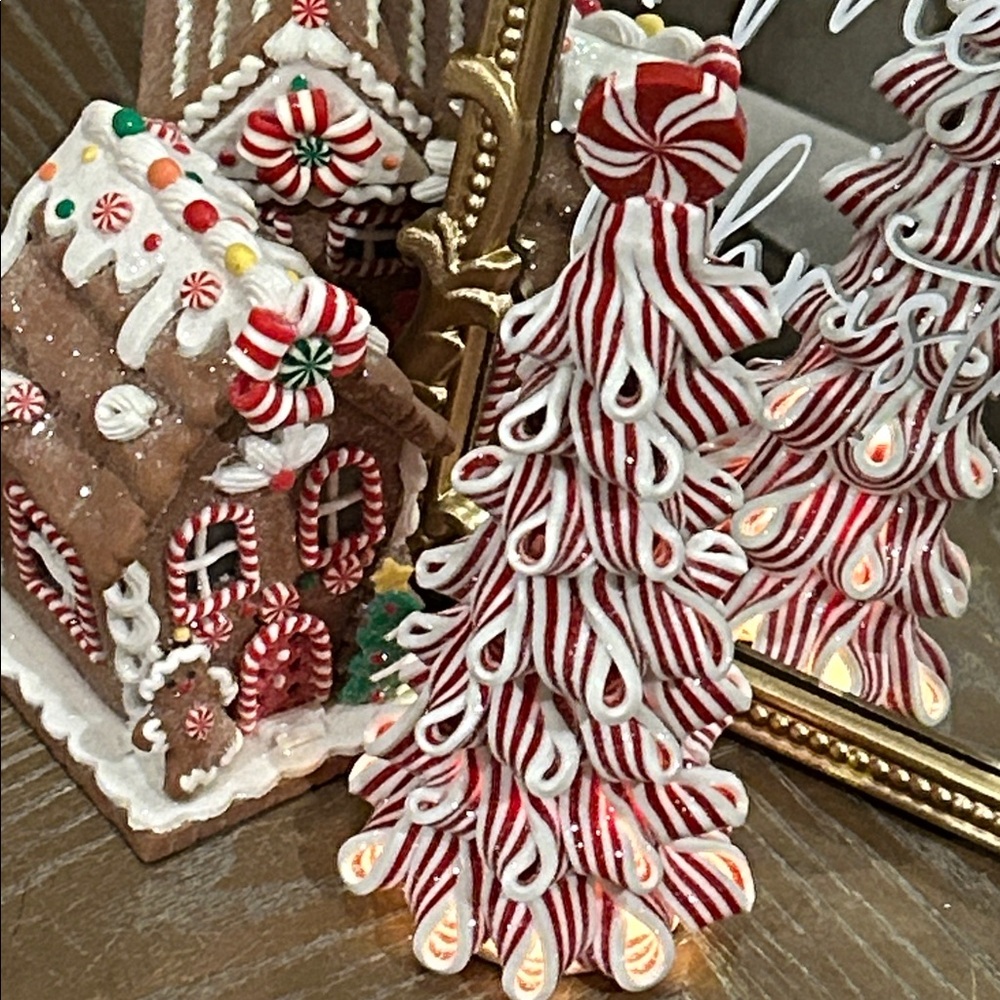 NEW LARGE Lighted Peppermint CANDY RIBBON Holiday Christmas Tree Gingerbread